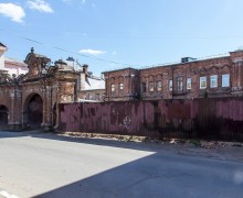 Ломовские ворота в Денисовском переулке Тулы