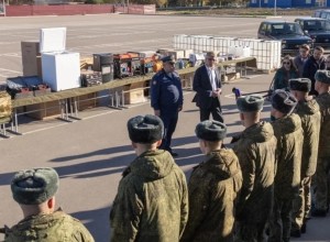 Тульский губернатор Дмитрий Миляев передал в зону проведения СВО оборудование и автомобили 