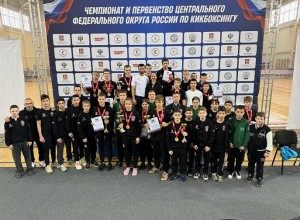 Тульские кикбоксёры привезли медали с чемпионата и первенства ЦФО