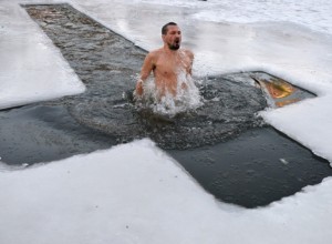 Тулякам рассказали, как подготовиться к крещенским купаниям