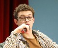 Никита Кологривый выплачивает именную стипендию студентке ГИТИСа.