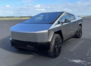В России стартовали продажи электропикапа Tesla