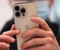 Apple исправит ошибку в «Диктовке», из-за которой слово «расист» распознаётся как «Трамп»